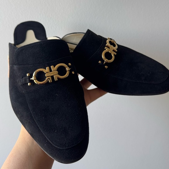 Salvatore Ferragamo Women Black Suede Mules Size 7 Gold Hardware Gancini - Picture 3 of 5